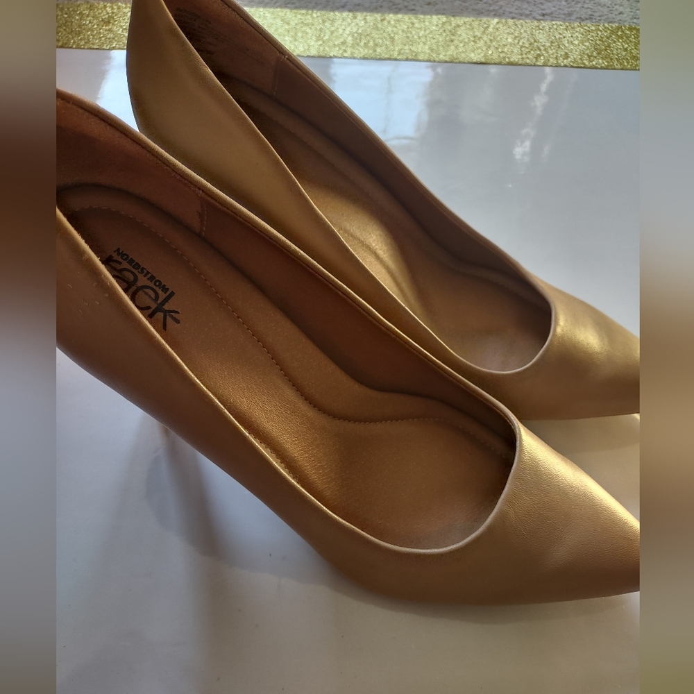 Nordstrom rack women's shoes size 8.5us